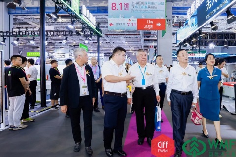 中国(上海)国际家具生产设备及木工机械展览会展会现场图片