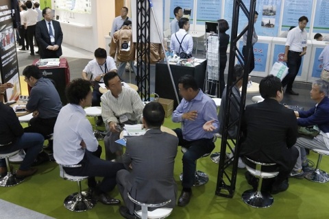 日本大阪高机能薄膜技术展览会展会现场图片