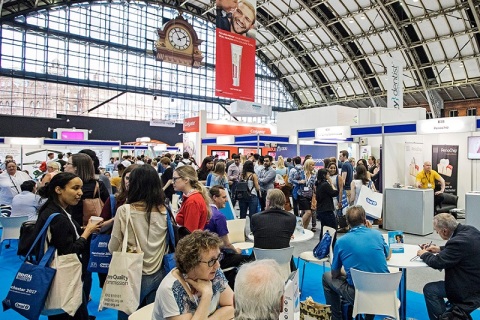 英国伯明翰牙科展览会展会现场图片