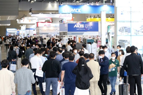 韩国首尔实验室设备及技术展览会展会现场图片
