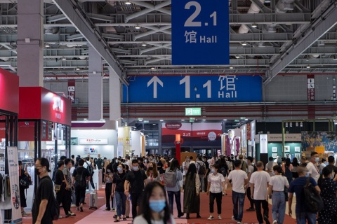 中国上海国际纺织面料及辅料(春夏)展览会展会现场图片