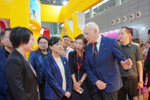 中国(合肥)坚果果干食品展览会展会现场图片