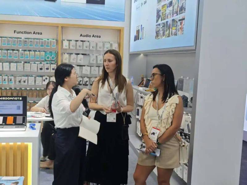 DEVIA 迪沃 2025香港环球资源电子展火热进行中,我们在6R17-6Q18展会等您
