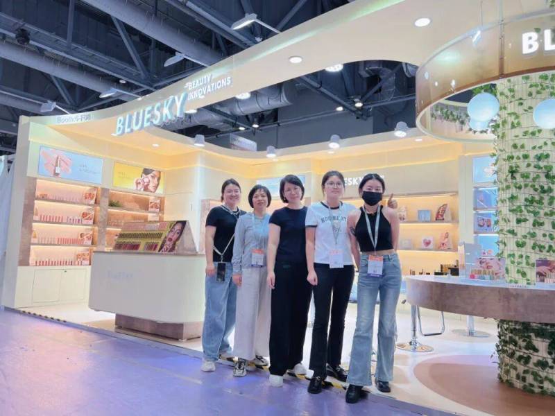 展幕落下,热爱不减|蓝天优创美2025年香港亚太区美容展圆满收官,下一站,用更好的产品相遇!