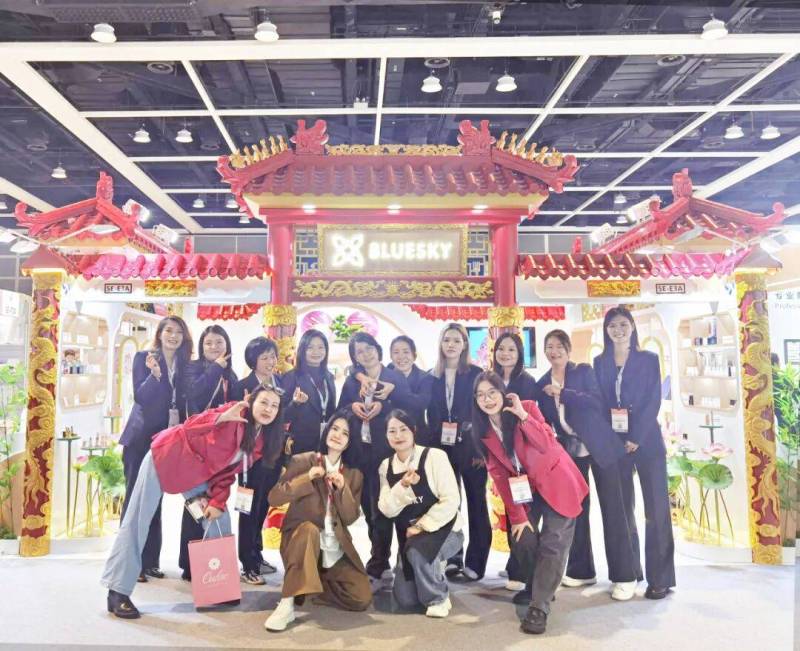 双馆齐绽,载誉而归!广州蓝之天闪耀2025香港亚太区美容展,精彩收官!