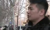 男子将价值80万的奔驰借给友人相亲撑场面，自己每日打车、挤公交，对方却将车辆抵押3万元用于还债……