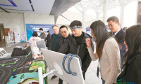 2025深圳脑机接口博览会在光明科学城拉开帷幕 深圳进军万亿级脑机产业新蓝海