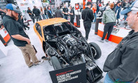2025年美国印第安纳州国际赛车用品展览会：亚利桑那运动衫促销