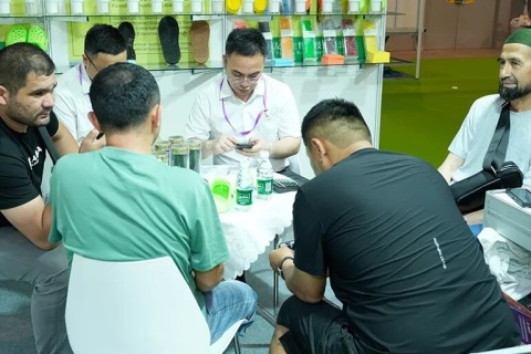 厦门国际鞋业博览会展会现场图片