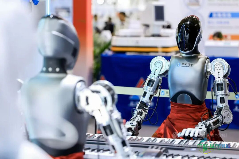 e2d74db28f48f6a12d203c288eff1cfb.jpg