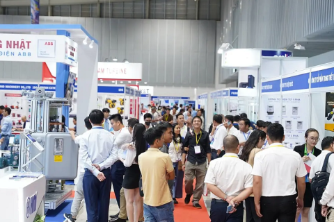 越南河内绿色能源展览会展会现场图片
