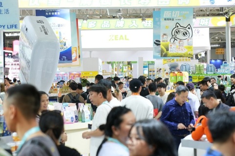 中国（成都）宠物洗护美容工具及用品展展会现场图片