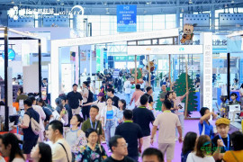 京东进军餐饮业！品质外卖与堂食齐头并进，刘强东重塑市场格局，机遇何在？2025HOTELEX成都展一探究竟