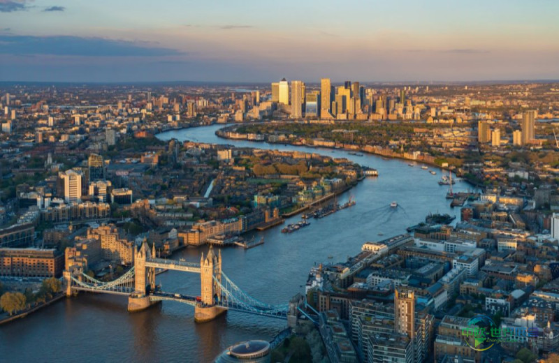 AQD-clean-UK-thames-river