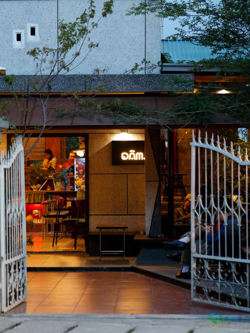 越南胡志明市咖啡茶烘焙展：Đậm Đà Lạt咖啡烘焙坊：认真烘焙每一日咖啡